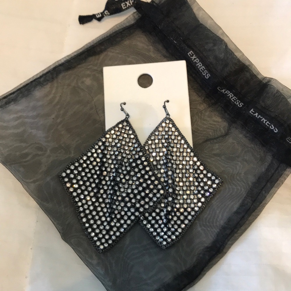 Express crystal earrings